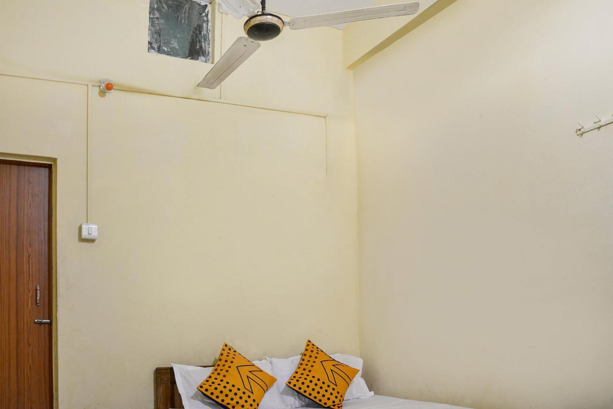 Hotel O Flagship The Residence Inn Brahmapur Екстер'єр фото
